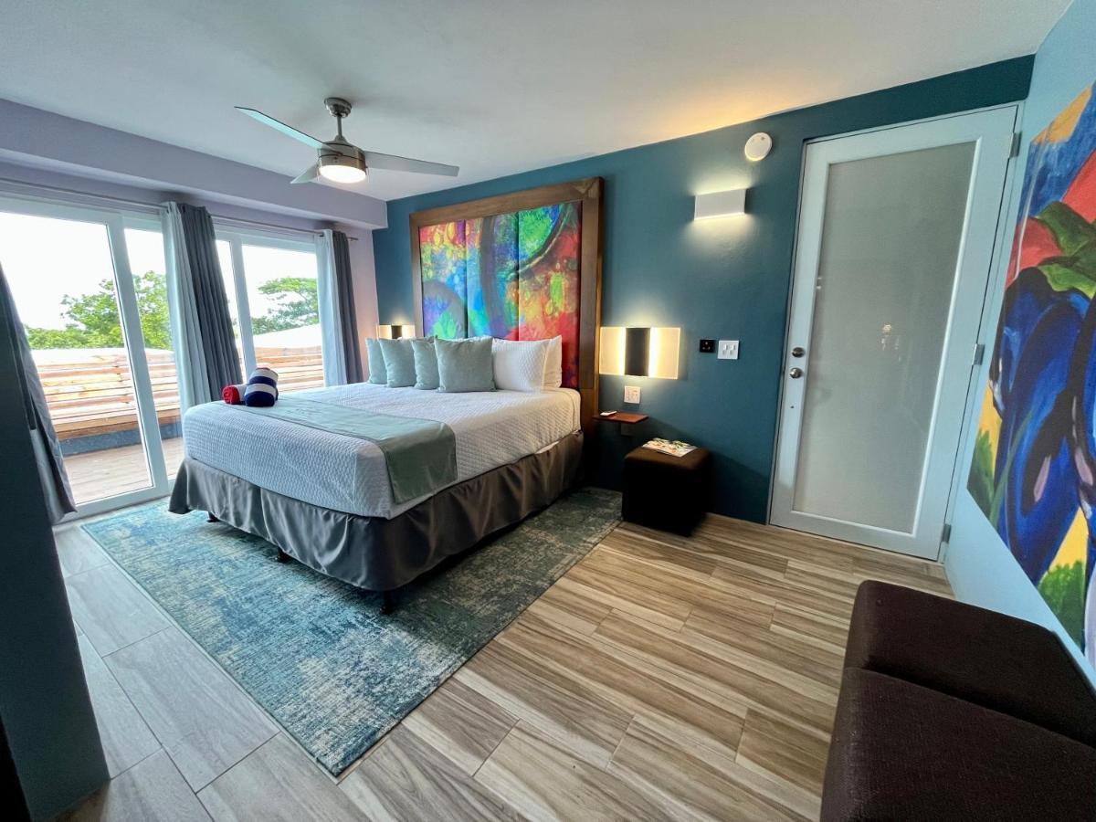 Old Crow Hotel And Suites Vieques Exteriör bild