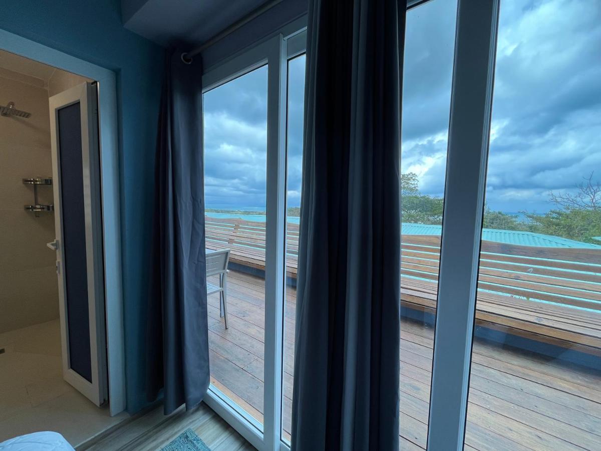 Old Crow Hotel And Suites Vieques Exteriör bild