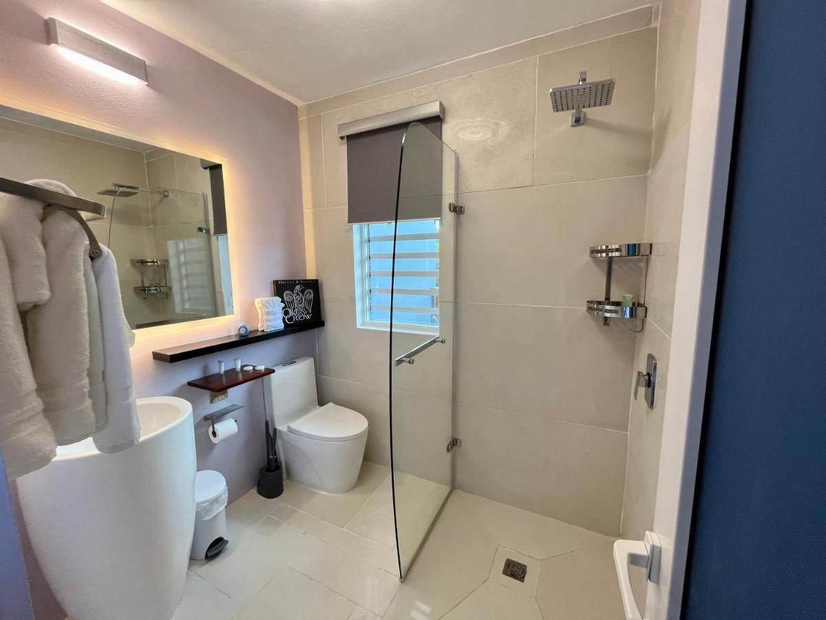 Old Crow Hotel And Suites Vieques Exteriör bild