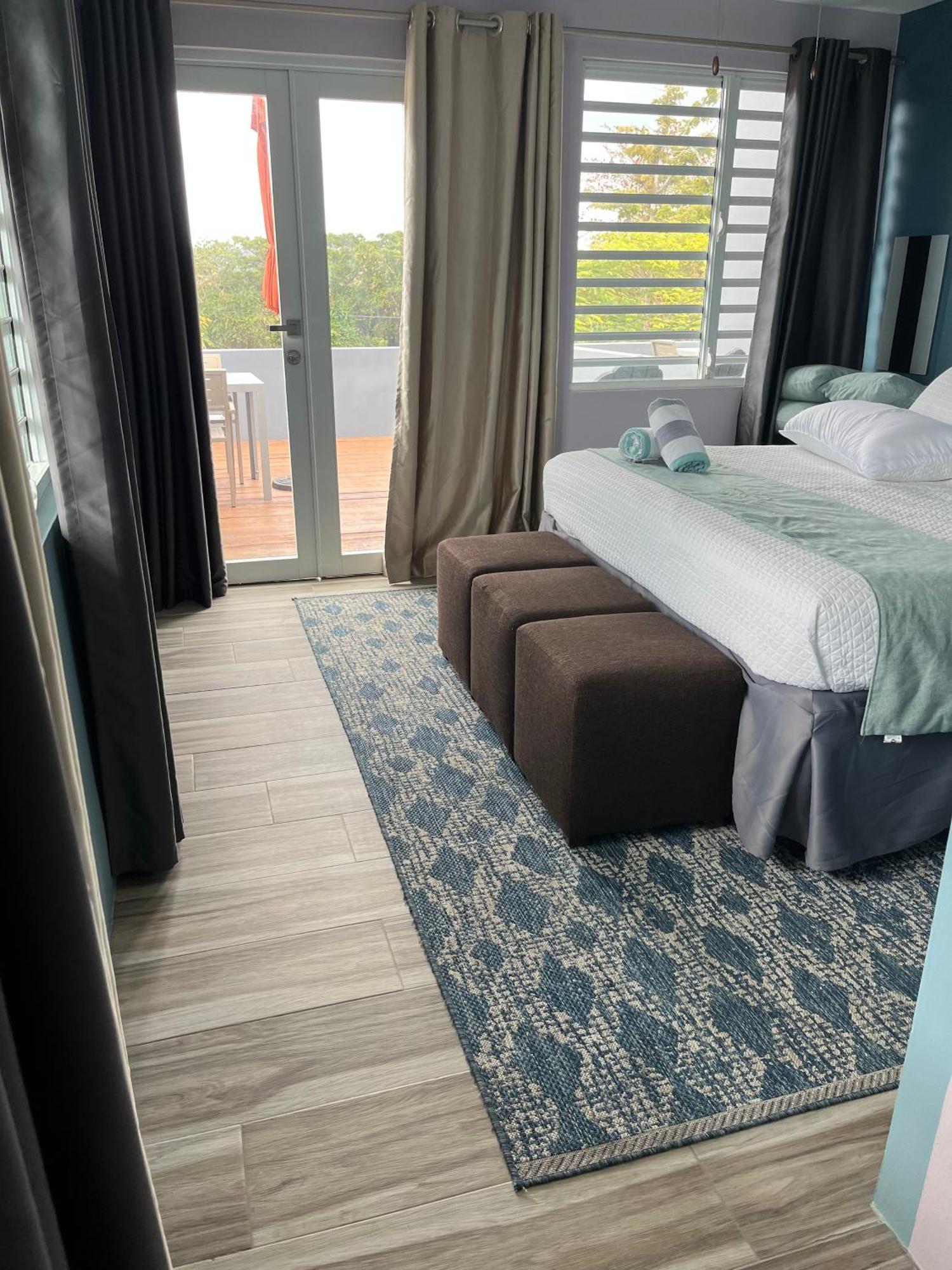 Old Crow Hotel And Suites Vieques Exteriör bild