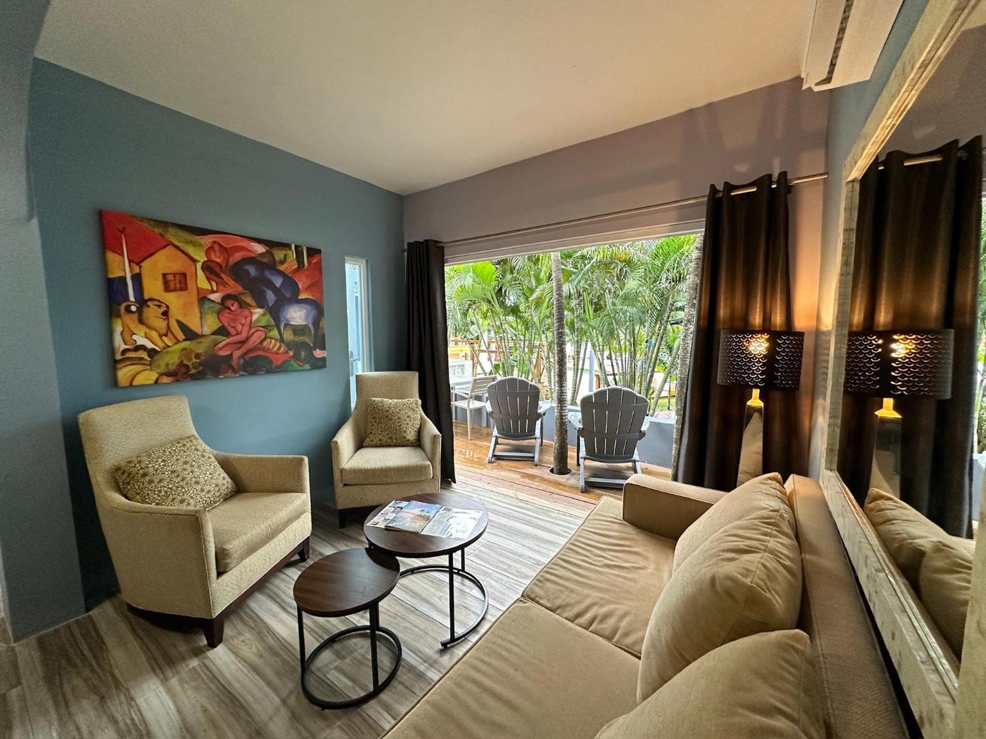 Old Crow Hotel And Suites Vieques Exteriör bild