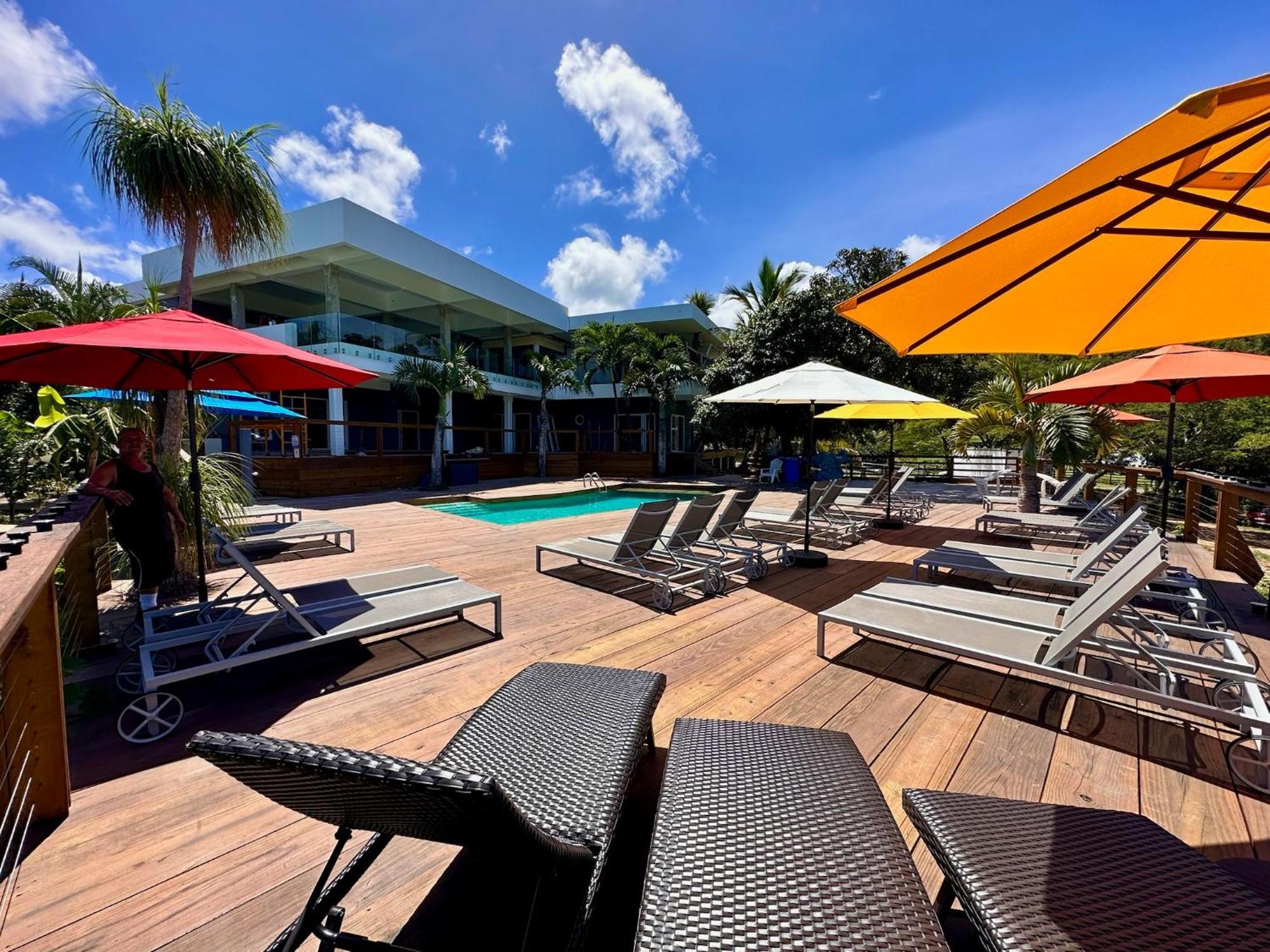 Old Crow Hotel And Suites Vieques Exteriör bild